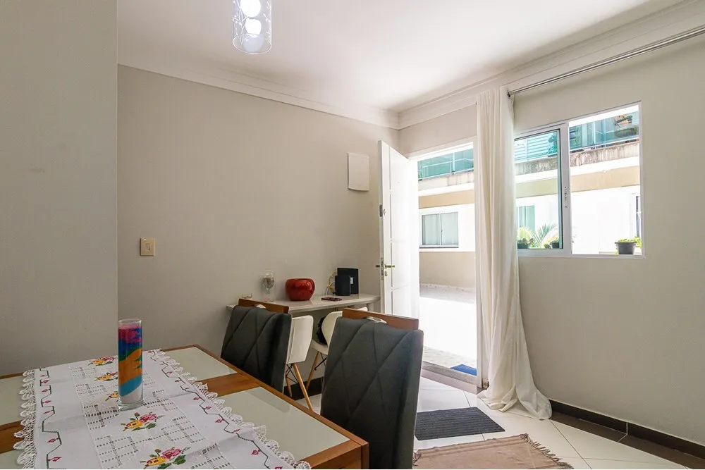 VMC 725 Casa 601401028-31 - REMAX Paradisus Exclusividades