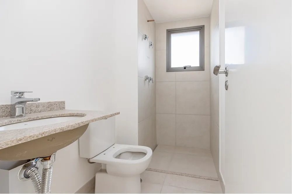 MI 664 Apto 601241033-79 - REMAX Ville Exclusividades