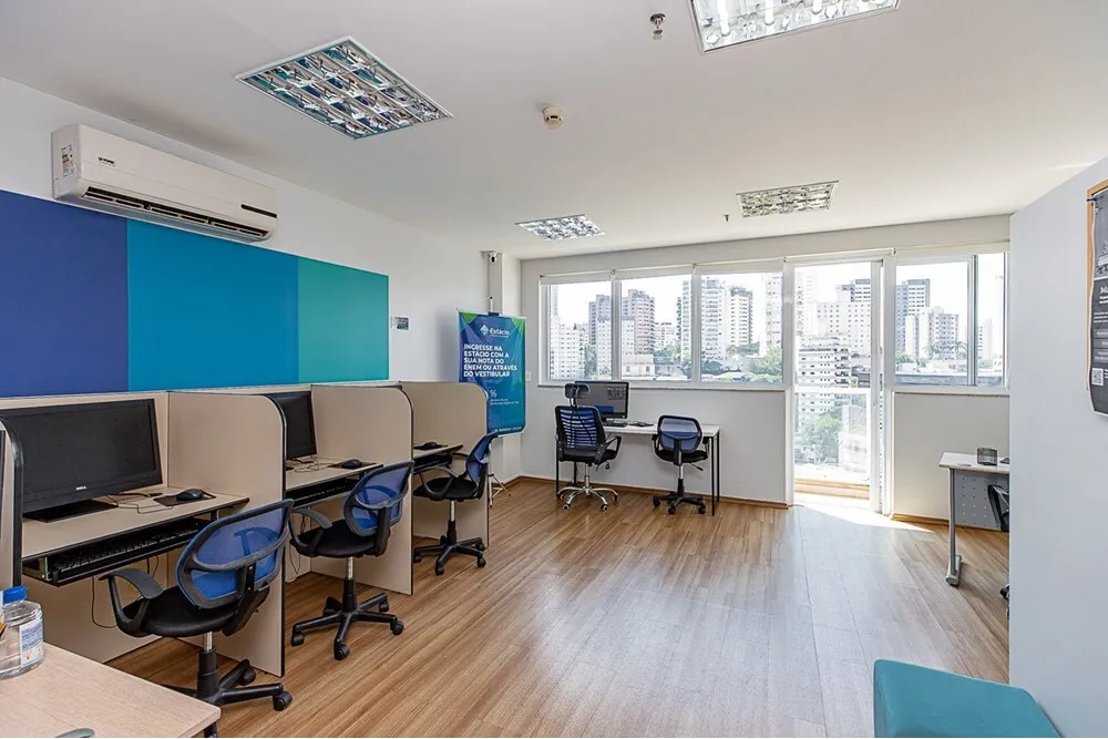 VAAG 172 Sala 601131051-24 - REMAX Ares Exclusividades