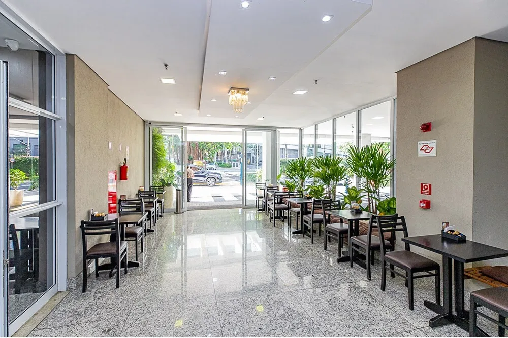 VAAG 172 Sala 601131051-24 - REMAX Ares Exclusividades
