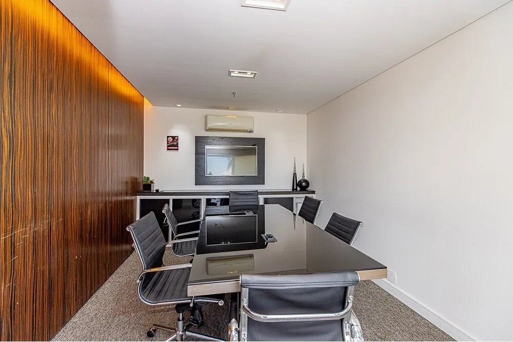 VAAG 172 Sala 601131051-24 - REMAX Ares Exclusividades