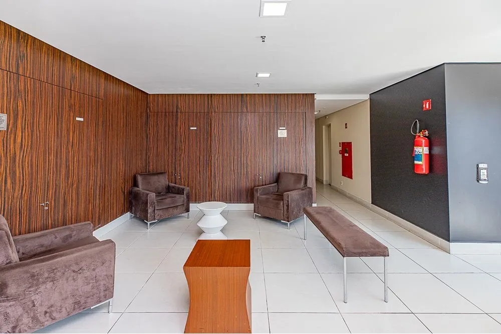 VAAG 172 Sala 601131051-24 - REMAX Ares Exclusividades
