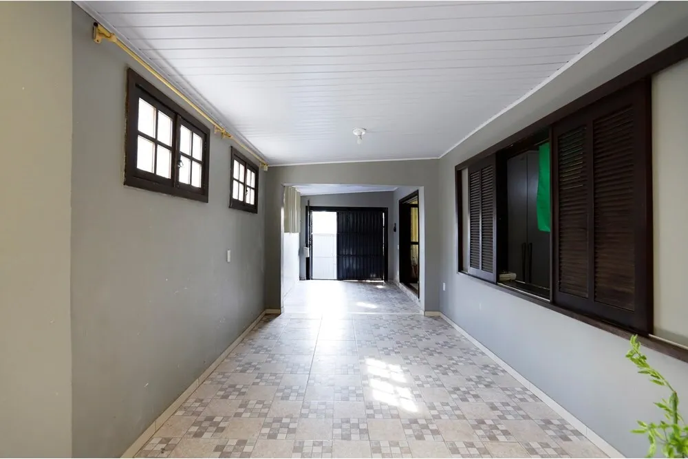 RBCLP 75 Casa 612531048-8 - Remax MC3 Exclusividades