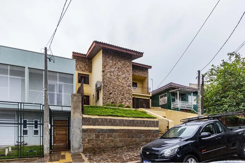 VIBS 95 612511054-30 - REMAX Moderna Exclusividades