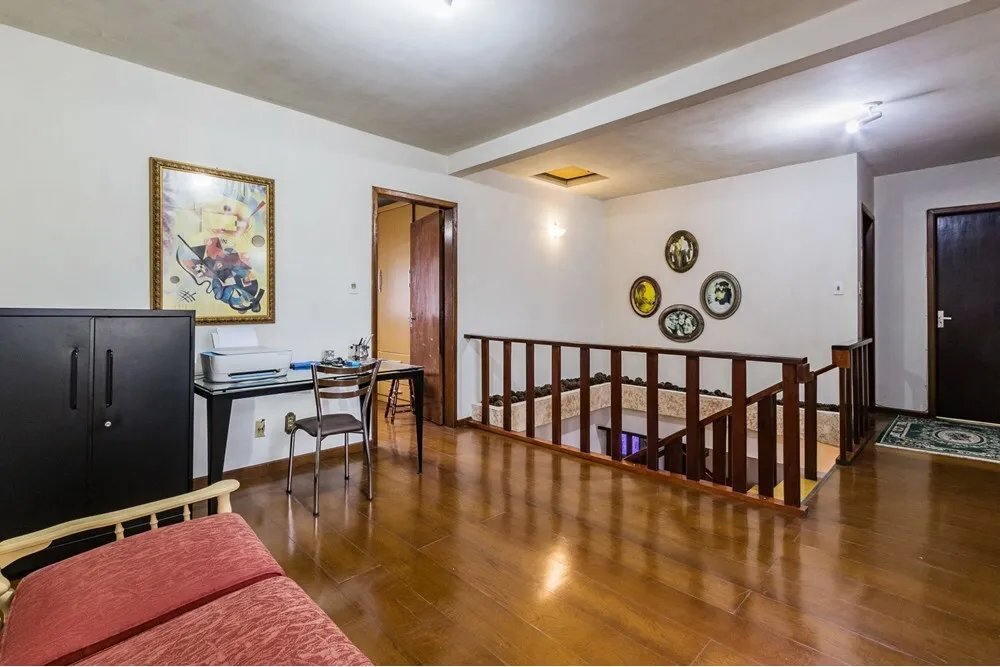 VIBS 95 612511054-30 - REMAX Moderna Exclusividades
