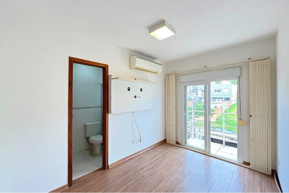 GIJB 231 Casa 610191043-13 - REMAX Casa Sul Exclusividades
