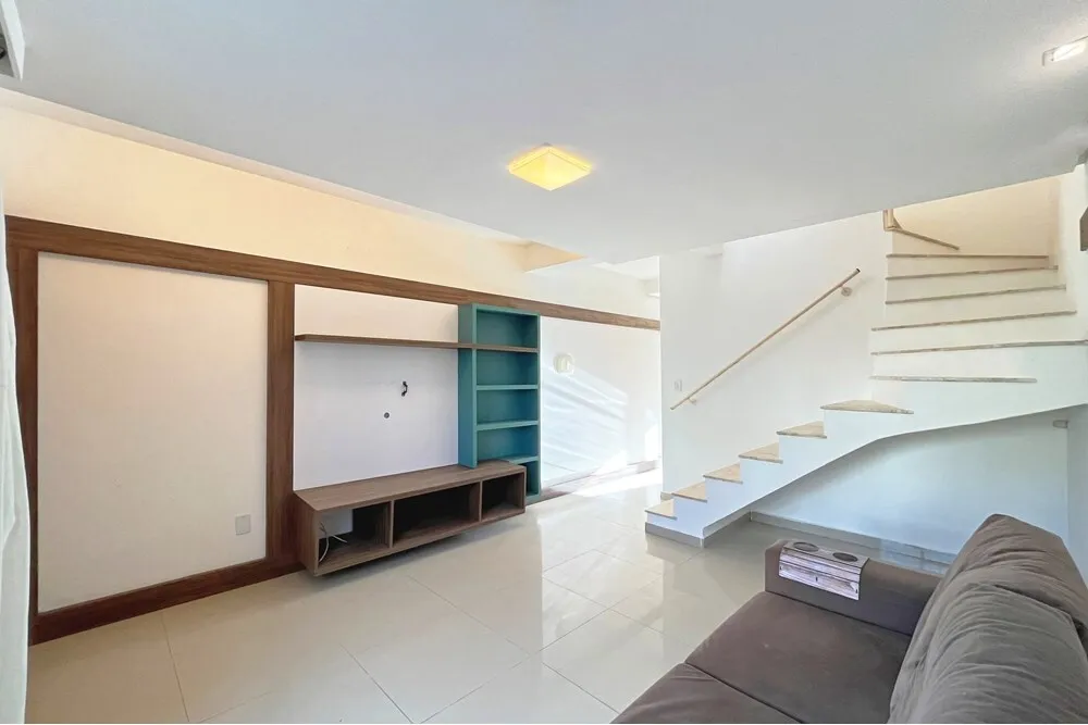 GIJB 231 Casa 610191043-13 - REMAX Casa Sul Exclusividades
