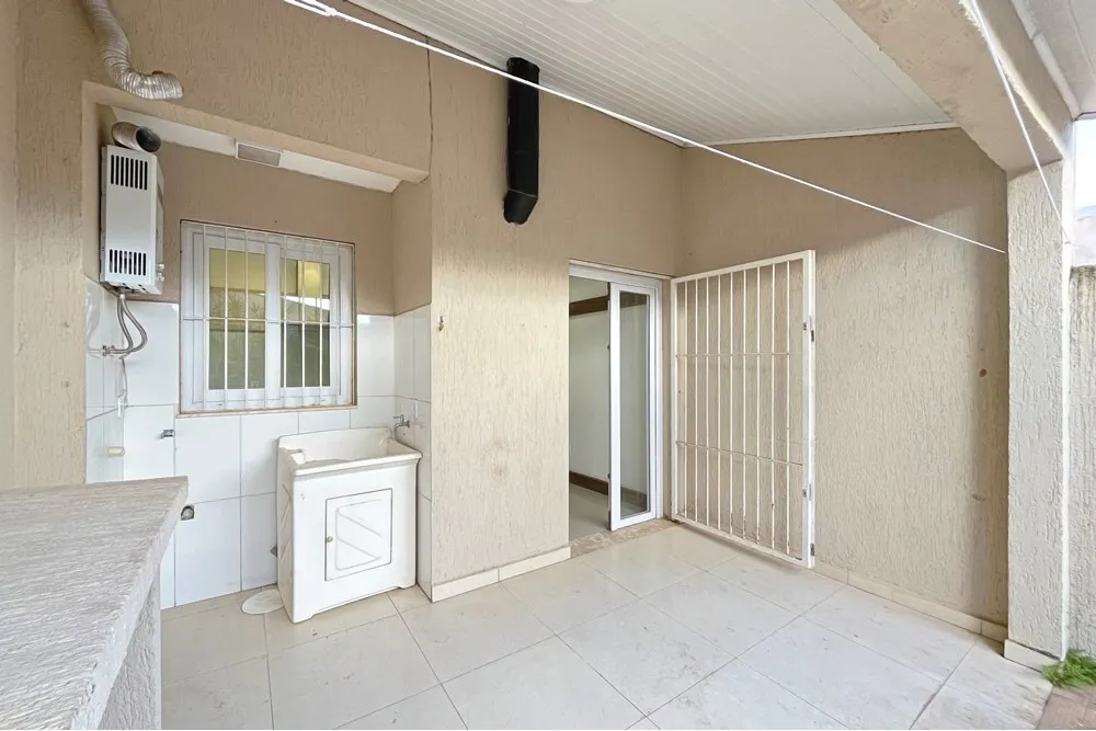 GIJB 231 Casa 610191043-13 - REMAX Casa Sul Exclusividades