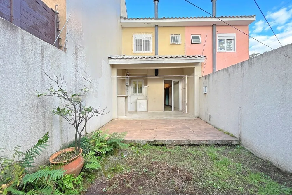 GIJB 231 Casa 610191043-13 - REMAX Casa Sul Exclusividades