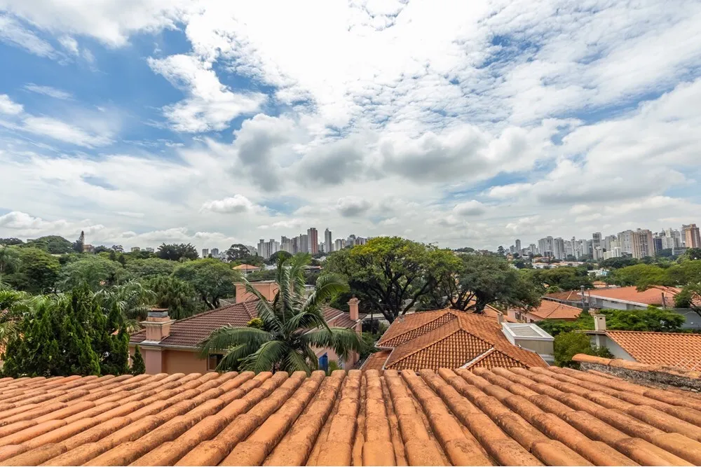 PFQM 142 630331091-15 - REMAX Comunità Exclusividades