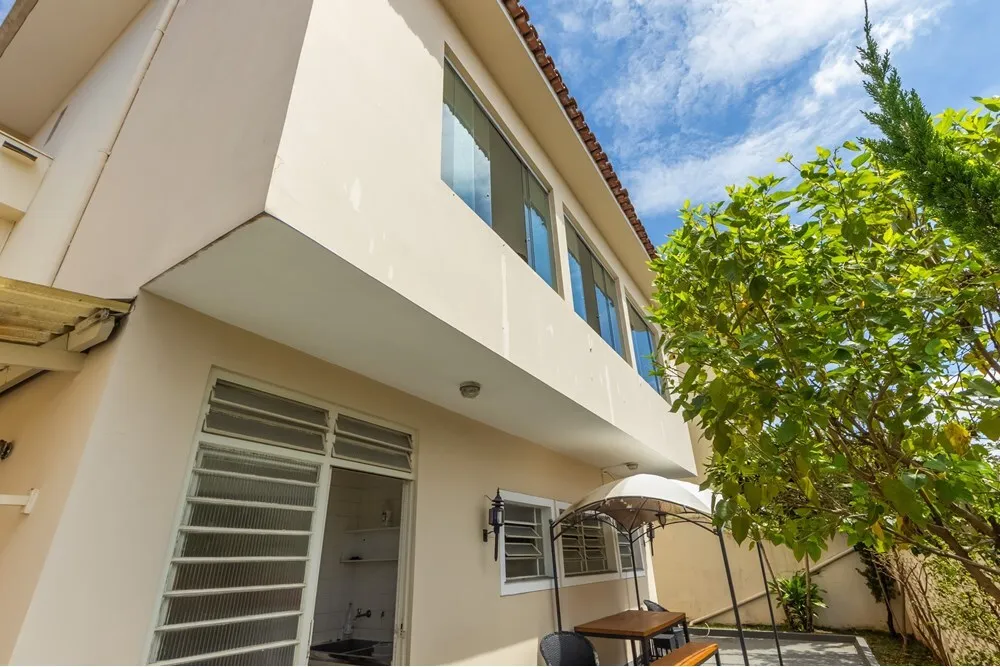 PFQM 142 630331091-15 - REMAX Comunità Exclusividades