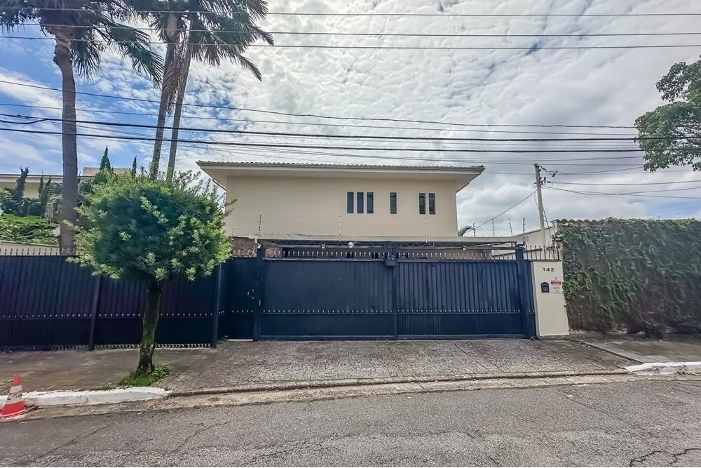 PFQM 142 630331091-15 - REMAX Comunità Exclusividades