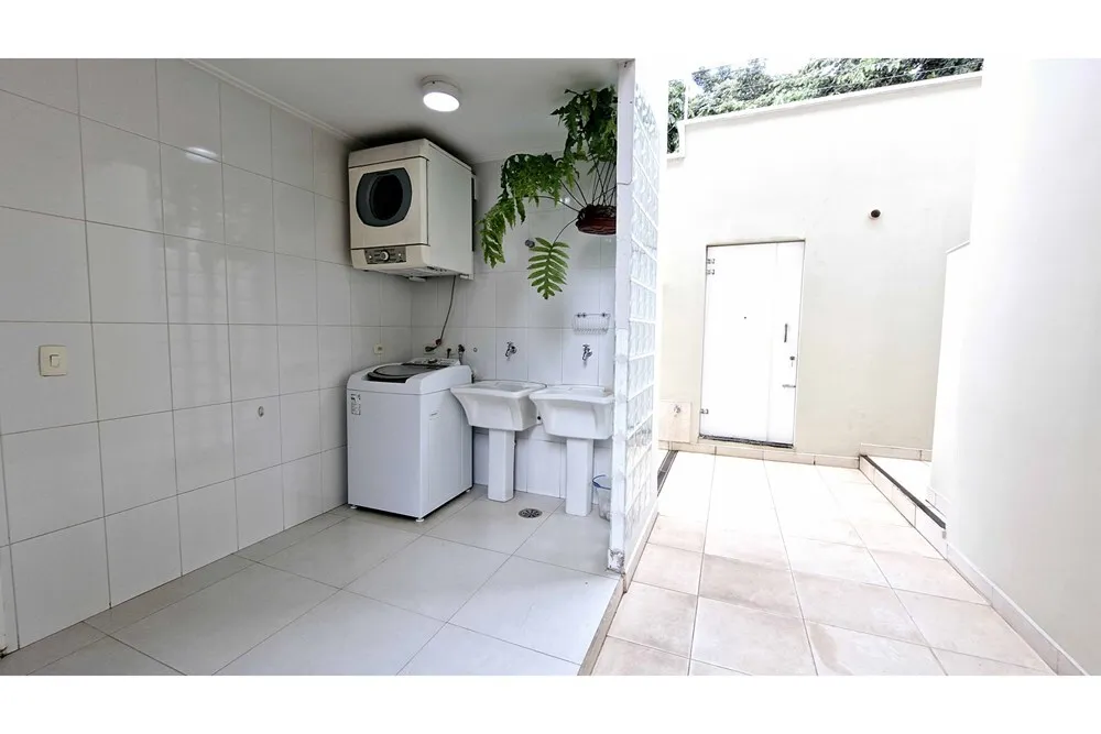 CHG 17 601361045-12 - REMAX Trio Exclusividades