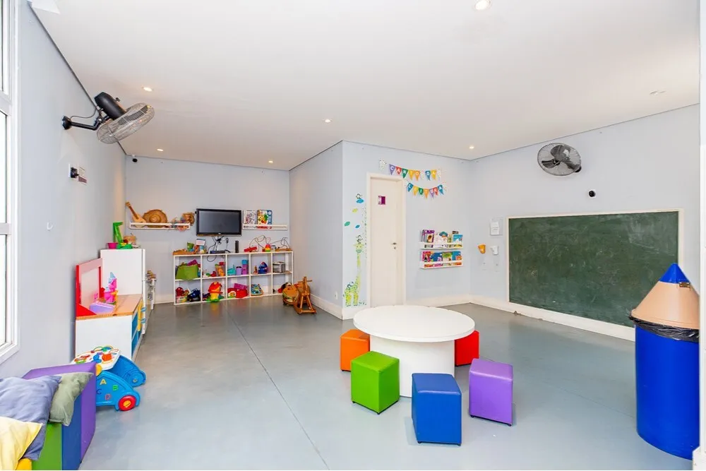 VANGDO 825 Apto 601131003-79 - REMAX Ares Exclusividades
