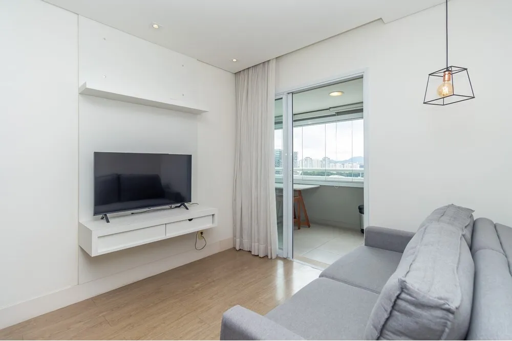 BFAK 82 Apto 601371005-17 - REMAX Boutique Exclusividades