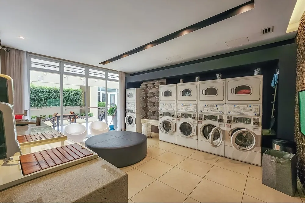 BFAK 82 Apto 601371005-17 - REMAX Boutique Exclusividades