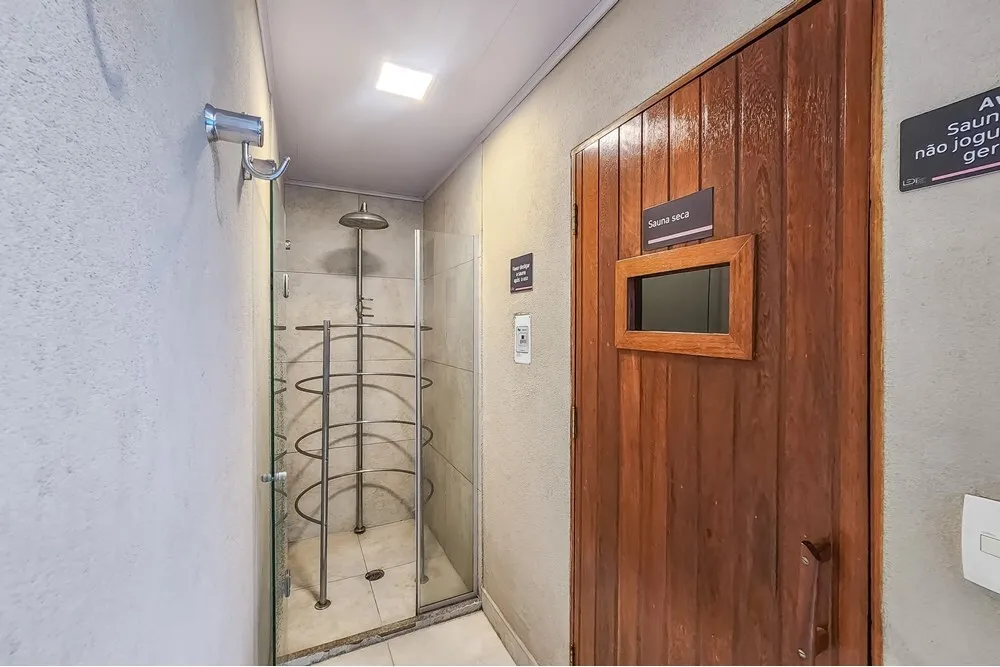 BFAK 82 Apto 601371005-17 - REMAX Boutique Exclusividades