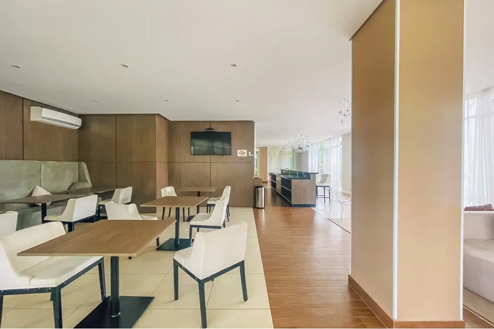 BFAK 82 Apto 601371005-17 - REMAX Boutique Exclusividades