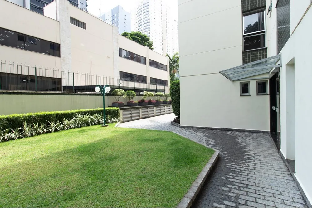 CBÉ 53 Apto 601971015-620 - REMAX Empire Exclusividades