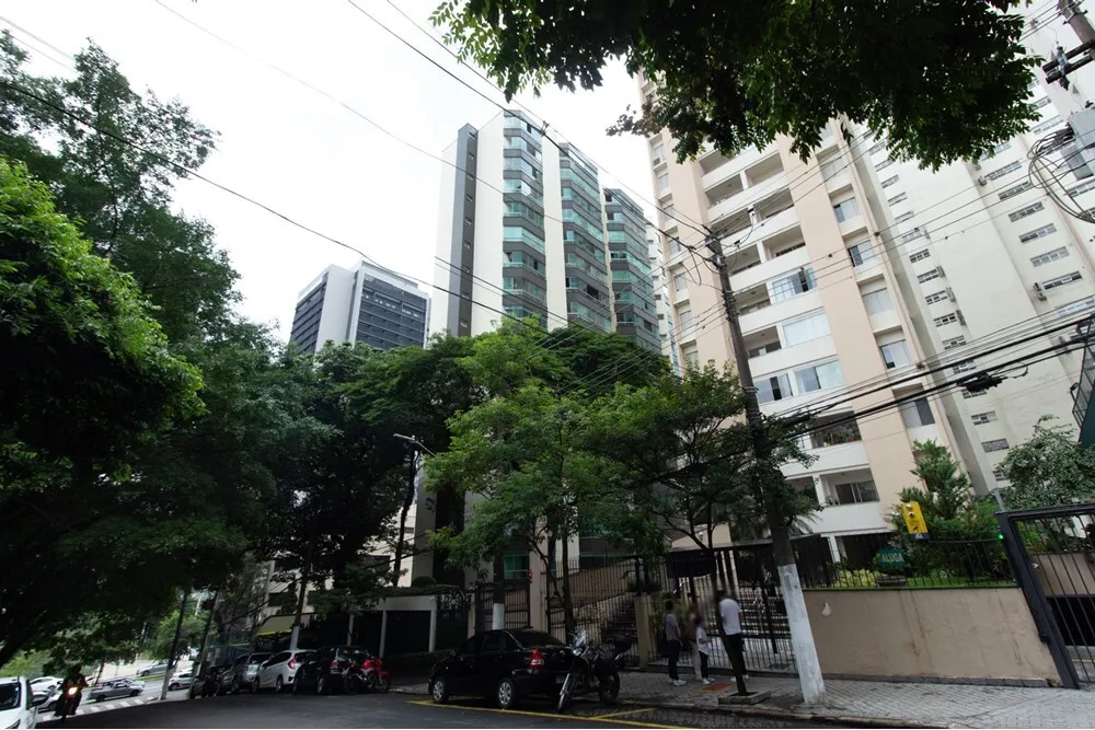 CBÉ 53 Apto 601971015-620 - REMAX Empire Exclusividades