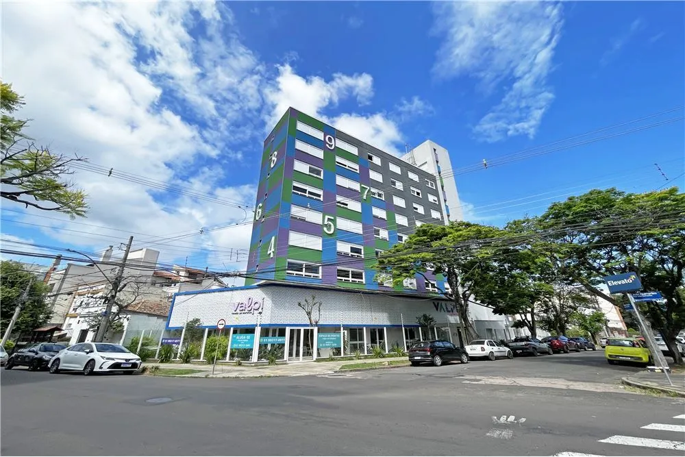 SCDE 415 Apto 610101012-12 - REMAX Tri Exclusividades