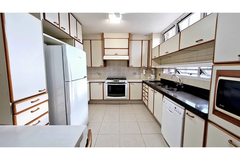 RPCN 300 Apto 601361044-42 - REMAX Trio Exclusividades