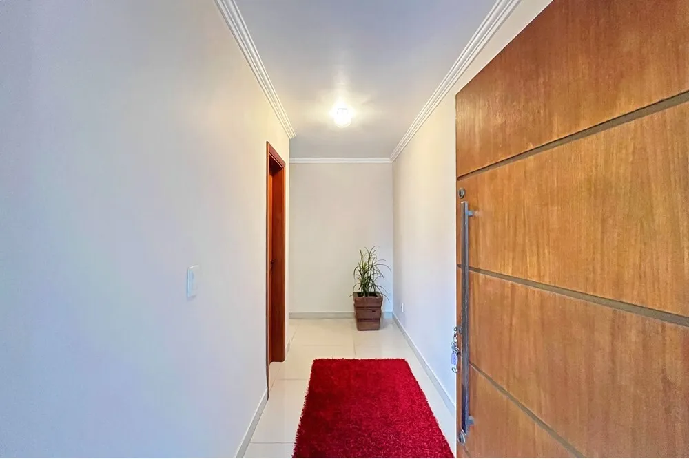 ESTDP 72 Casa 610191048-28 - REMAX Casa Sul Exclusividades