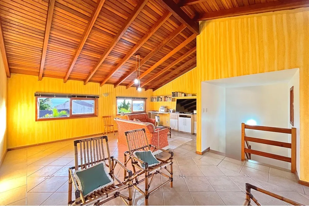 ESTDP 72 Casa 610191048-28 - REMAX Casa Sul Exclusividades