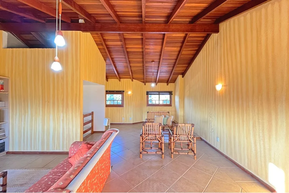 ESTDP 72 Casa 610191048-28 - REMAX Casa Sul Exclusividades