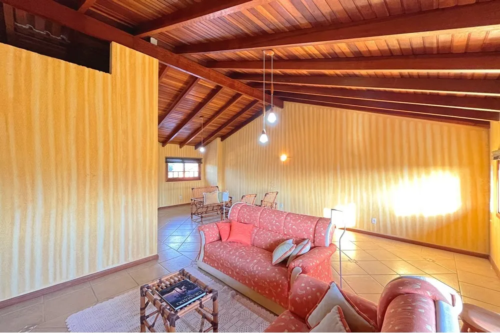 ESTDP 72 Casa 610191048-28 - REMAX Casa Sul Exclusividades