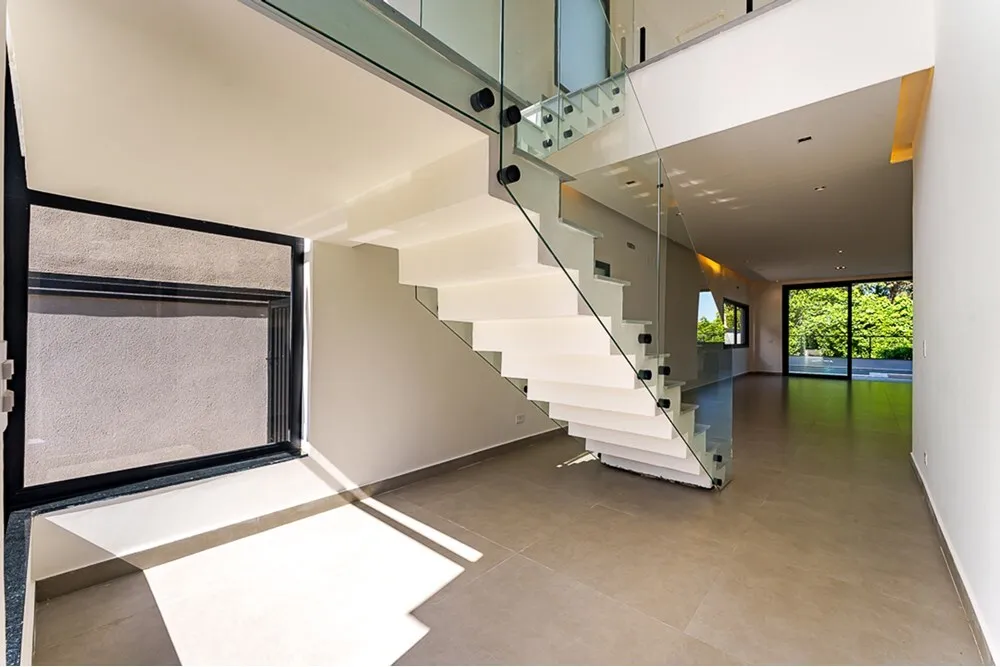 SPIADG 729 601371005-19 - REMAX Boutique Exclusividades
