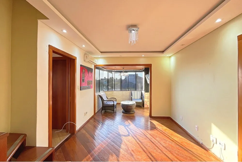 CJ 1201 Apto 610191043-14 - REMAX Casa Sul Exclusividades