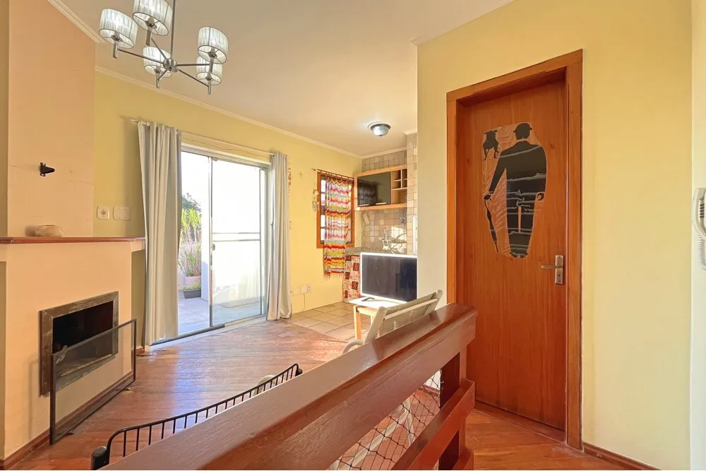 CJ 1201 Apto 610191043-14 - REMAX Casa Sul Exclusividades