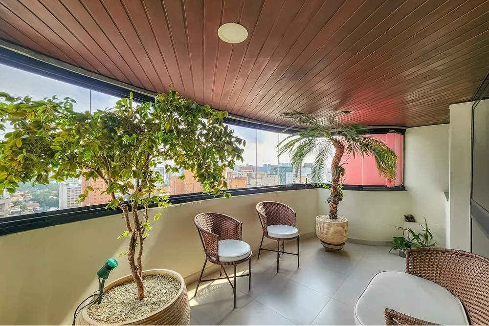 MR 533 Apto 602031012-44 - REMAX Classique Exclusividades