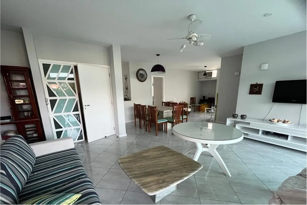 JEGG 582 Apto 601081064-37 - REMAX Lepex Exclusividades