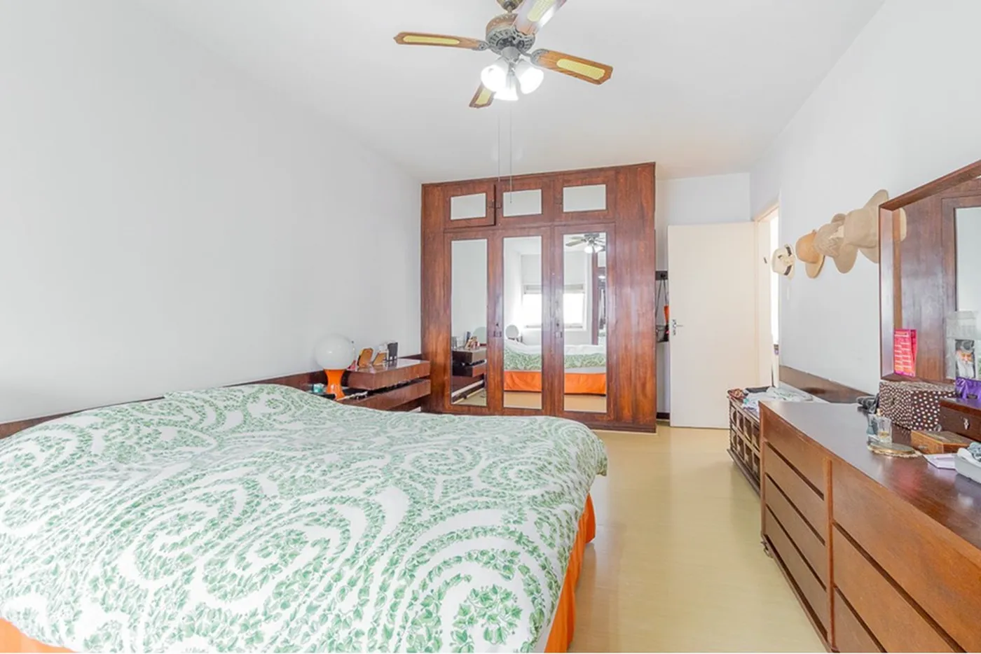 CCJM 433 Apto 601081064-35 - REMAX Lepex Exclusividades