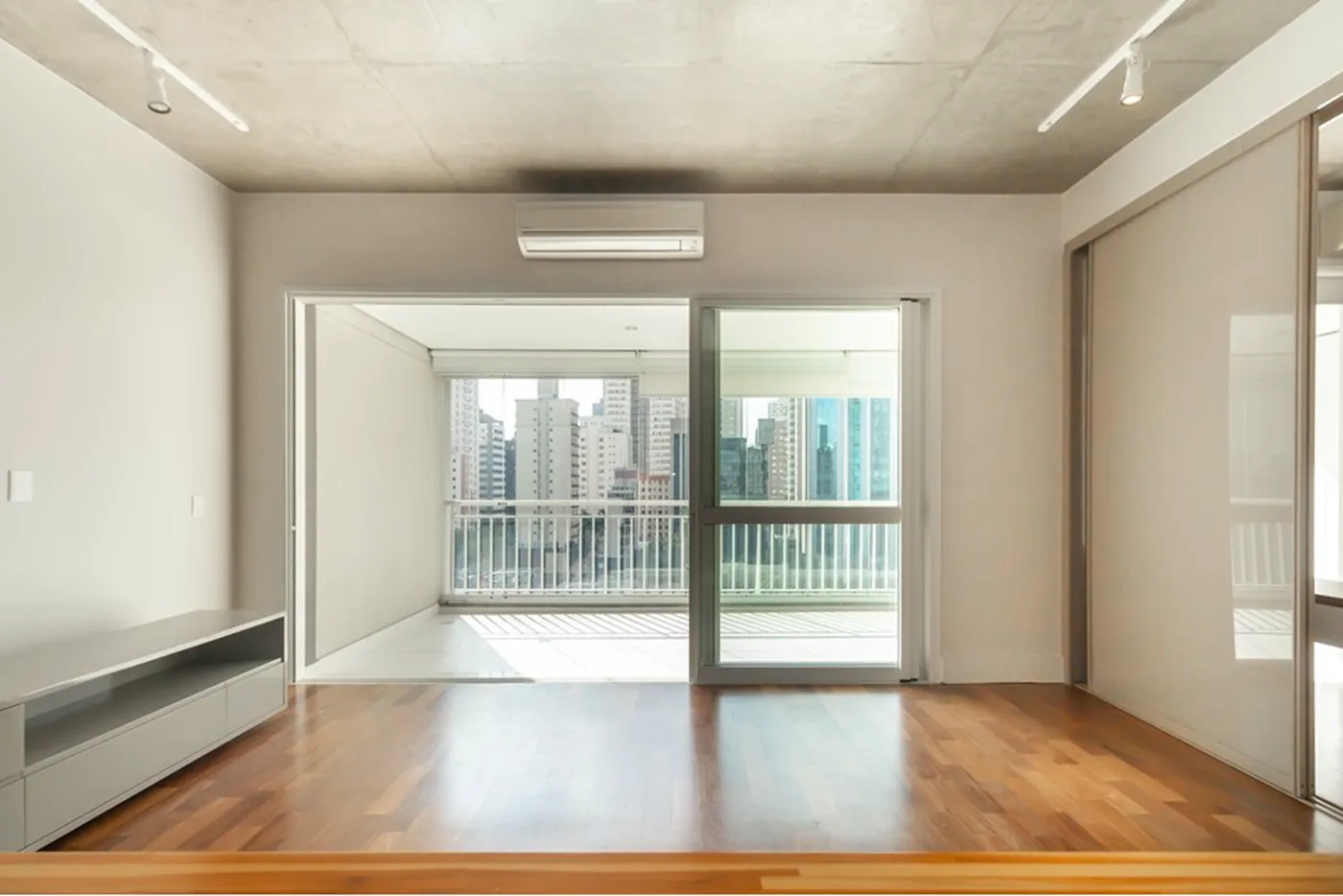 IBBL 161 Apto 601371001-92 - REMAX Boutique Exclusividades