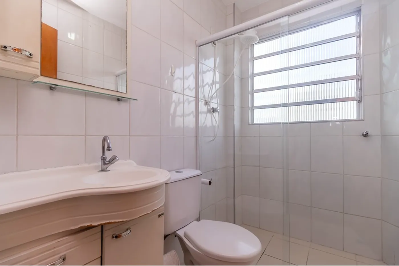 PI 847 Apto 601371031-51 - REMAX Boutique Exclusividades