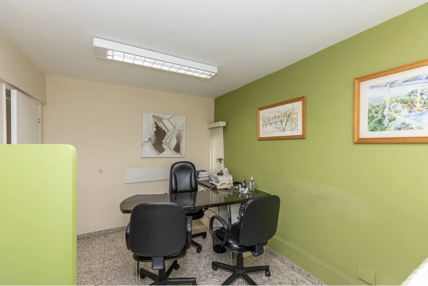 VME 515 Sala 601371031-52 - REMAX Boutique Exclusividades
