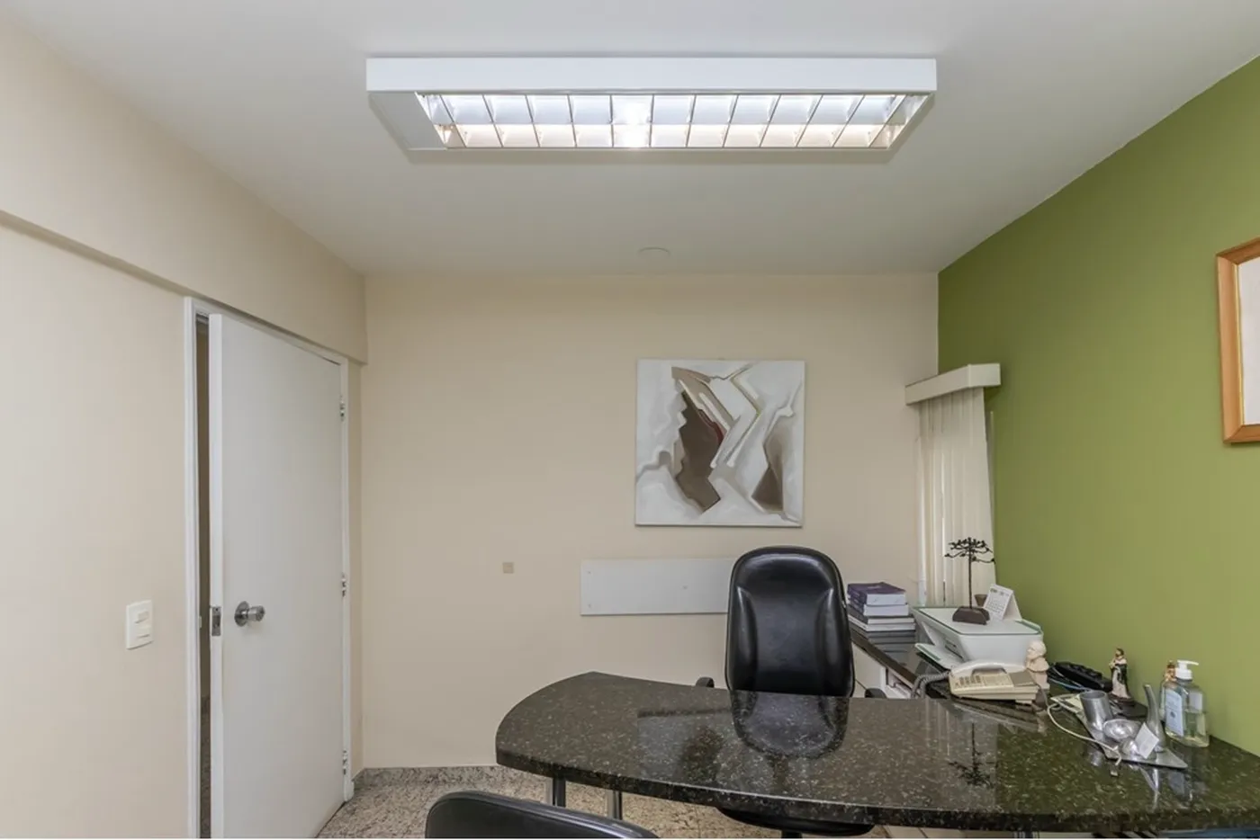 VME 515 Sala 601371031-52 - REMAX Boutique Exclusividades
