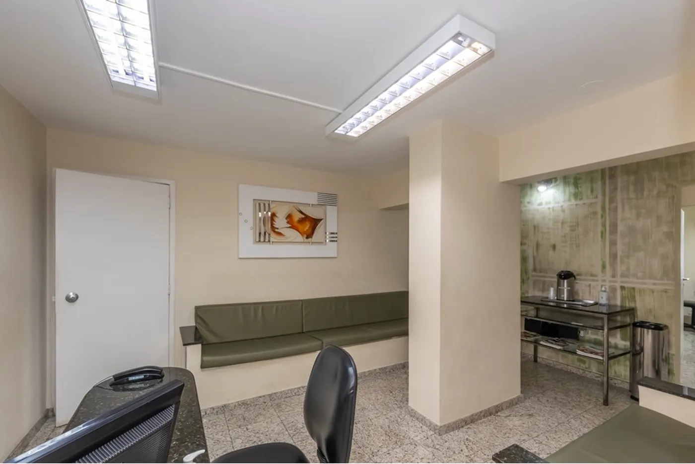VME 515 Sala 601371031-52 - REMAX Boutique Exclusividades