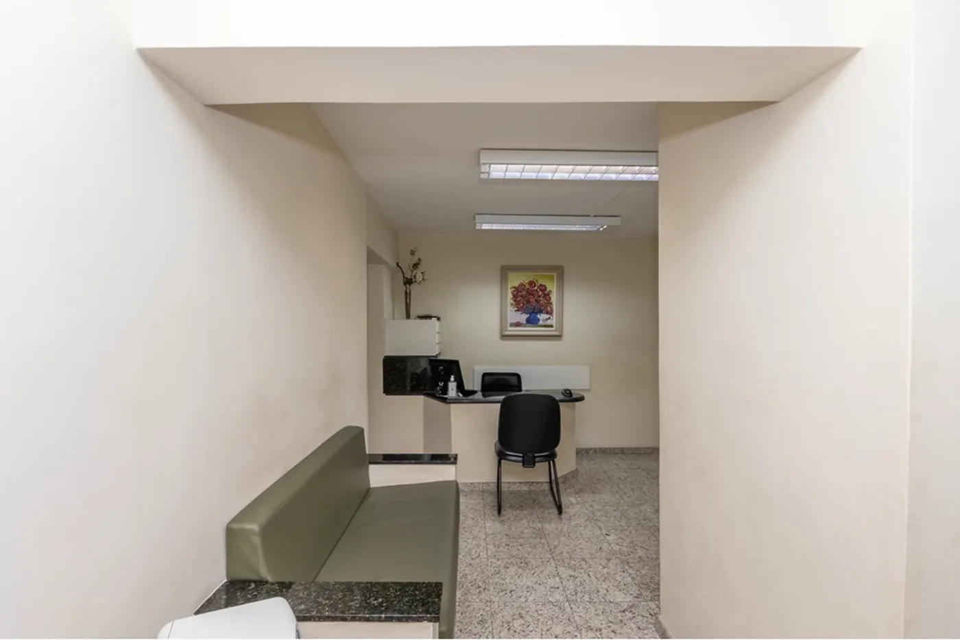VME 515 Sala 601371031-52 - REMAX Boutique Exclusividades