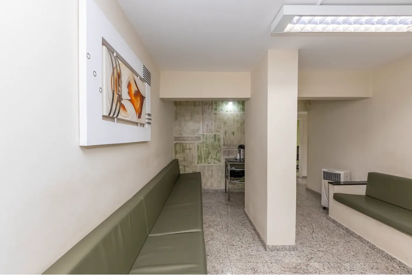 VME 515 Sala 601371031-52 - REMAX Boutique Exclusividades