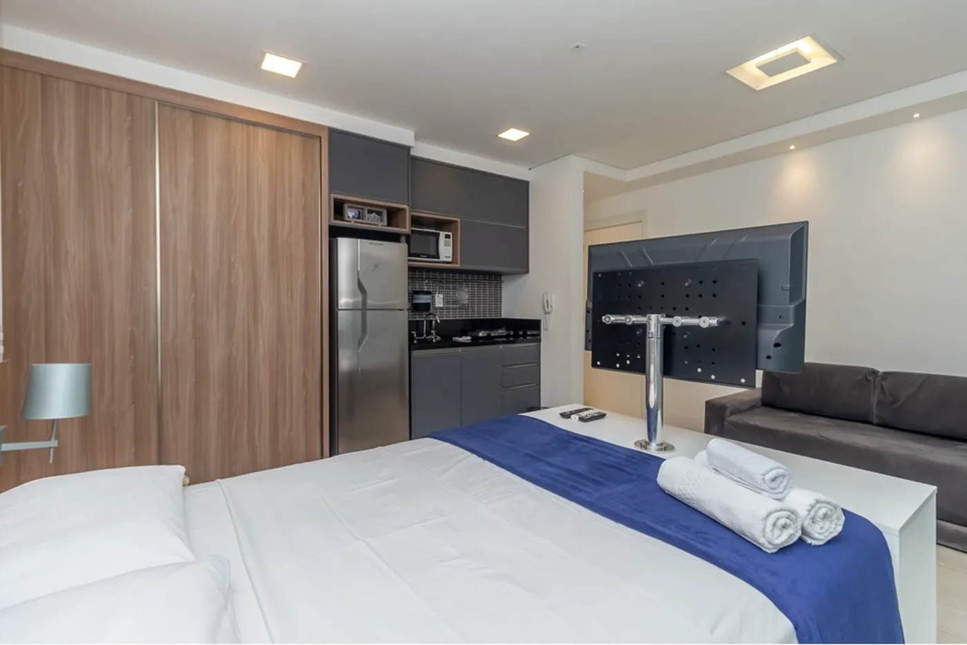 CA 901 Apto 601081062-42 - REMAX Lepex Exclusividades