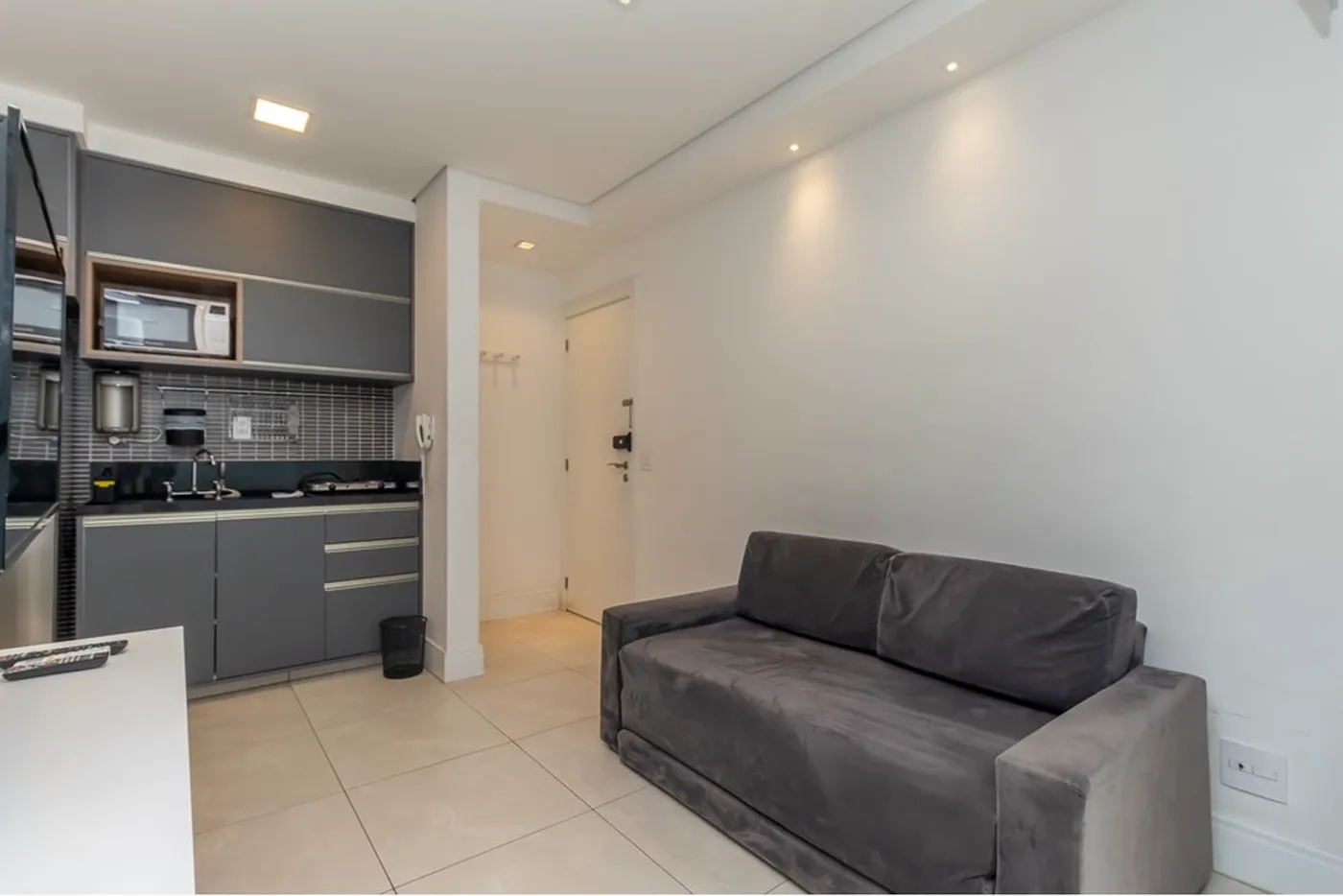 CA 901 Apto 601081062-42 - REMAX Lepex Exclusividades