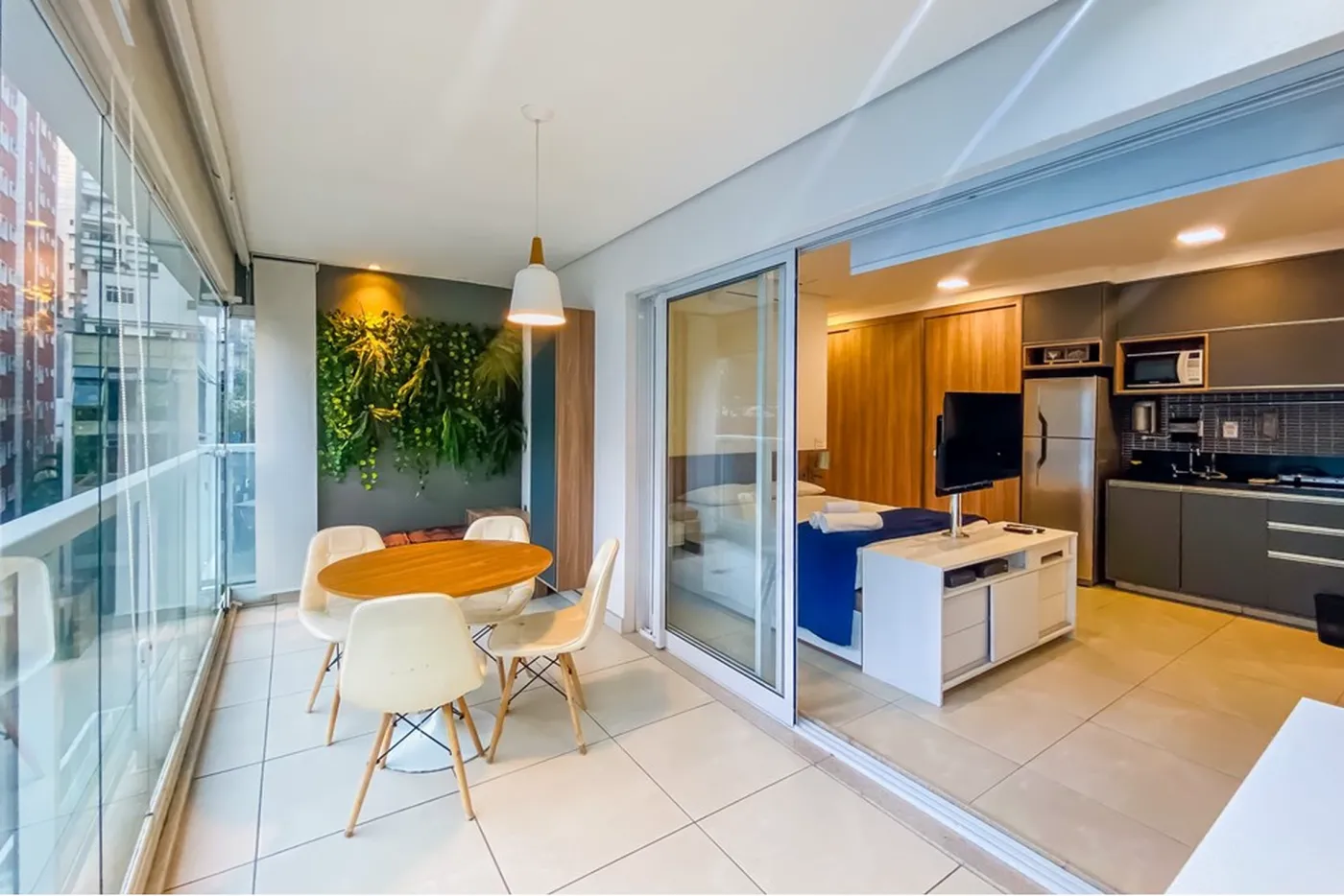 CA 901 Apto 601081062-42 - REMAX Lepex Exclusividades