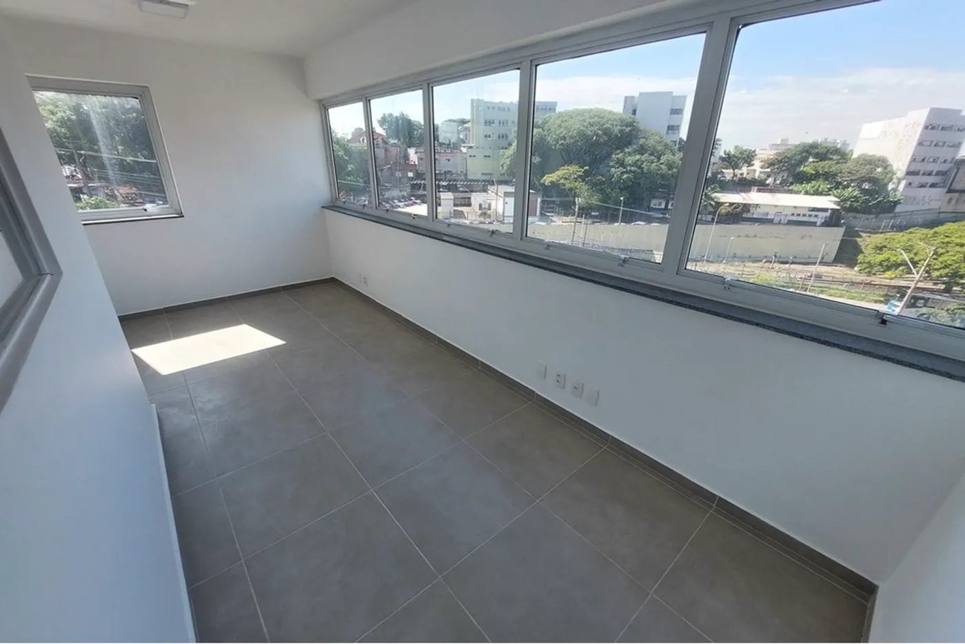 JODG 99 Sala 602161018-7 - REMAX Meraki Exclusividades