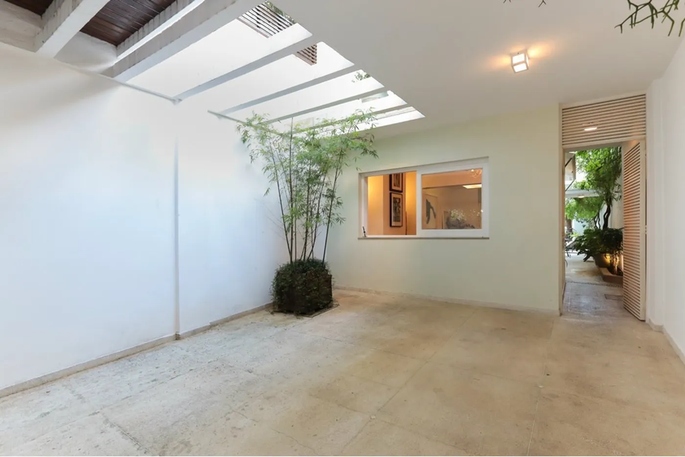 CBCOS 97 601401041-14 - REMAX Paradisus Exclusividades