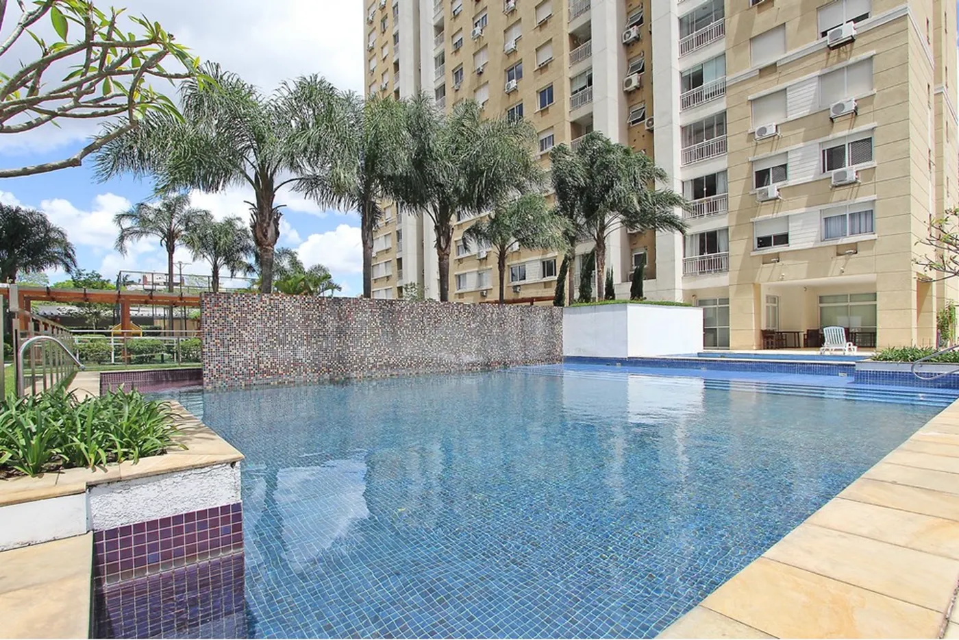 VIBM 100 Apto 612521003-260 - REMAX Place Exclusividades