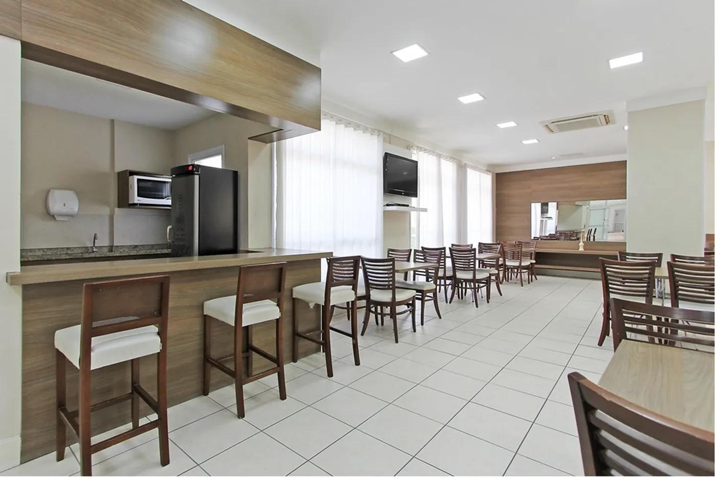 VIBM 100 Apto 612521003-260 - REMAX Place Exclusividades